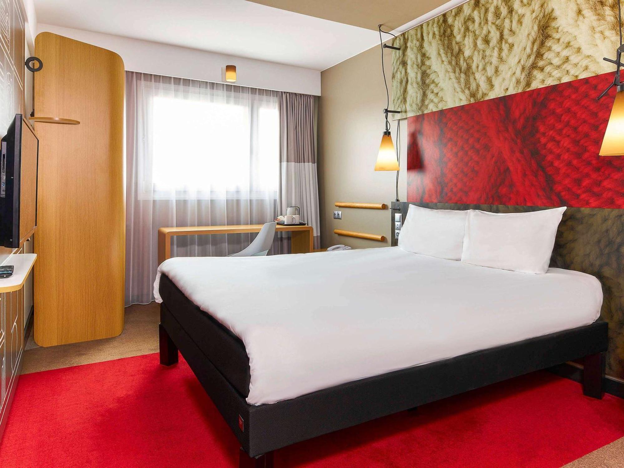 Ibis Centrum 2*